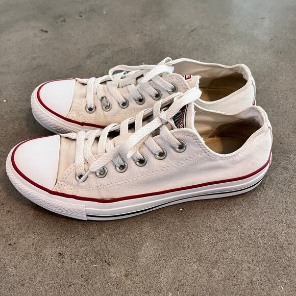 Converse  chuck taylor all star low top white canvas women size 8 sneaker shoes - Picture 5 of 13